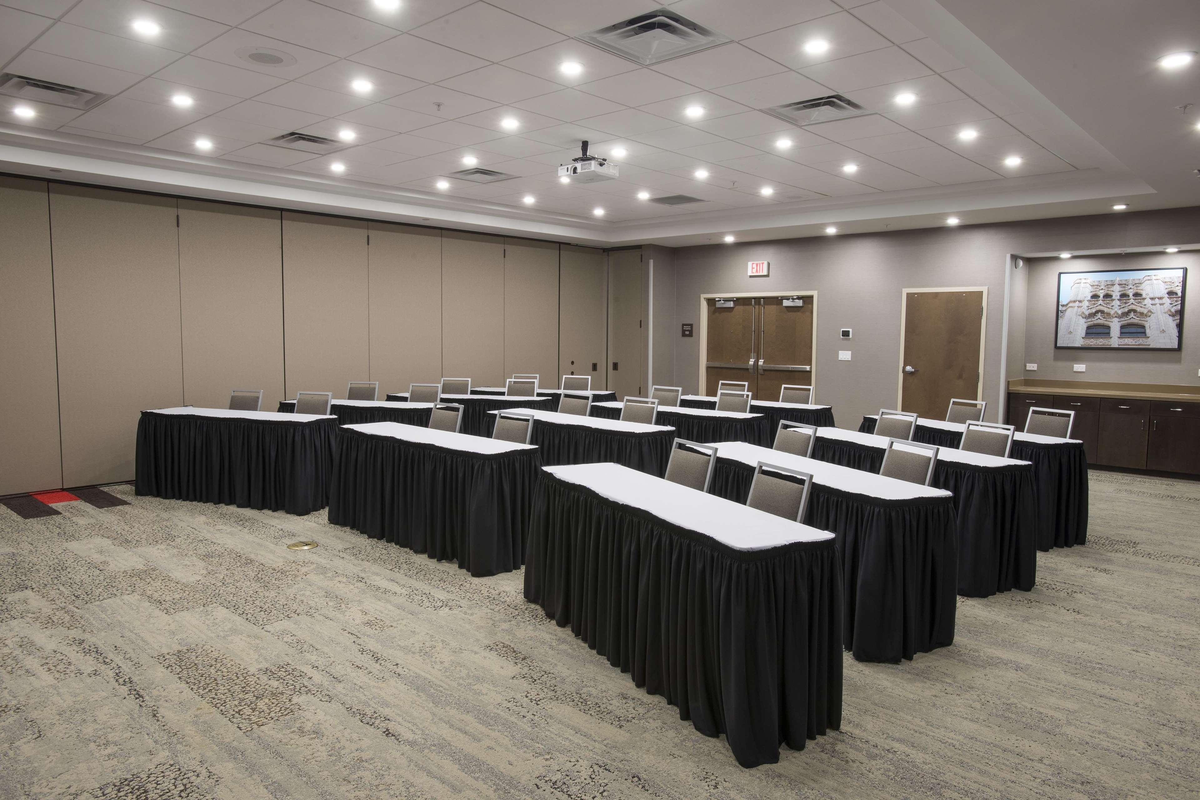 Hampton Inn & Suites - Cincinnati/Kenwood, Oh Silverton Экстерьер фото