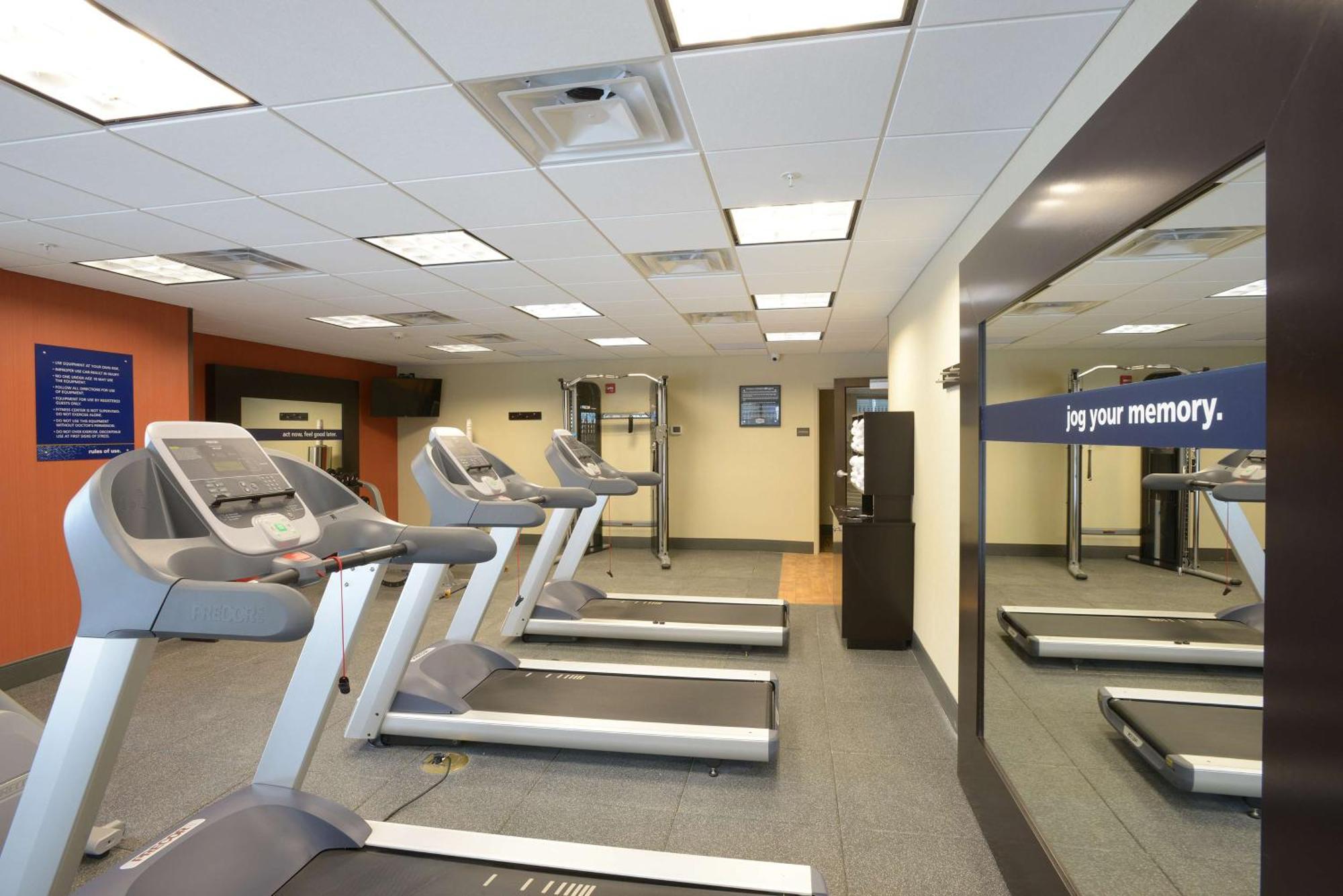 Hampton Inn & Suites - Cincinnati/Kenwood, Oh Silverton Экстерьер фото